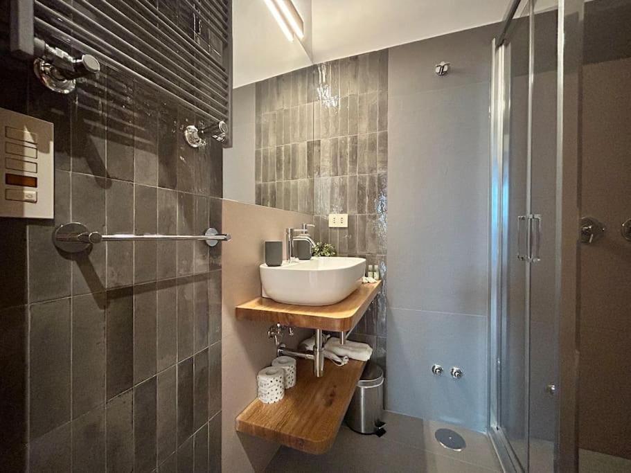 Elegant 3 Bedrooms Colosseum - San Giovanni Apartment *